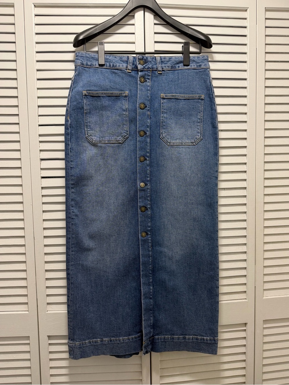 Anthropology Pilcro Button-Front Midi Denim Skirt in Blue - Picture 3 of 13